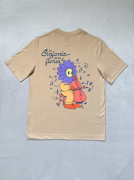 Camiseta flor tocando violonchelo