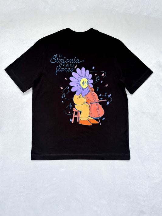 Camiseta flor tocando violonchelo